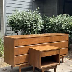 MCM dresser set