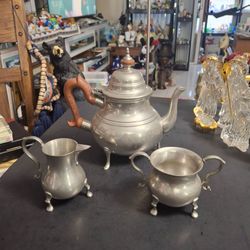3 PC Williamsburg Kirk Stieff PewterTeapot, Sugar & Creamer-Reproductions Of Historical Pewter In Colonial Williamsburg,Mid Century W/Original Tags