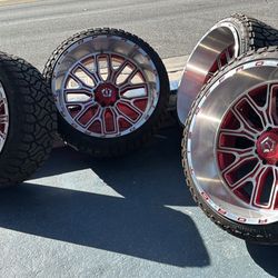 WHEELS TIS 560 26x14  RAM/CHEVY 8LUGS 