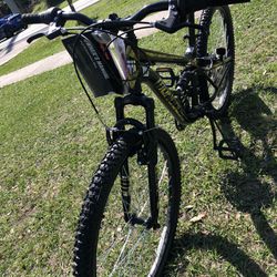 mongoose bike new never used “26