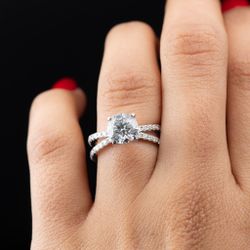Round Double Band Engagement Ring 