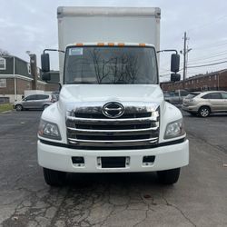 2020 Hino 268 box Truck 