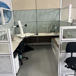 Sit Stand /benching /cabinets /different Finishes.