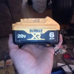 DeWalt XR 20v   6ah extended life Battery