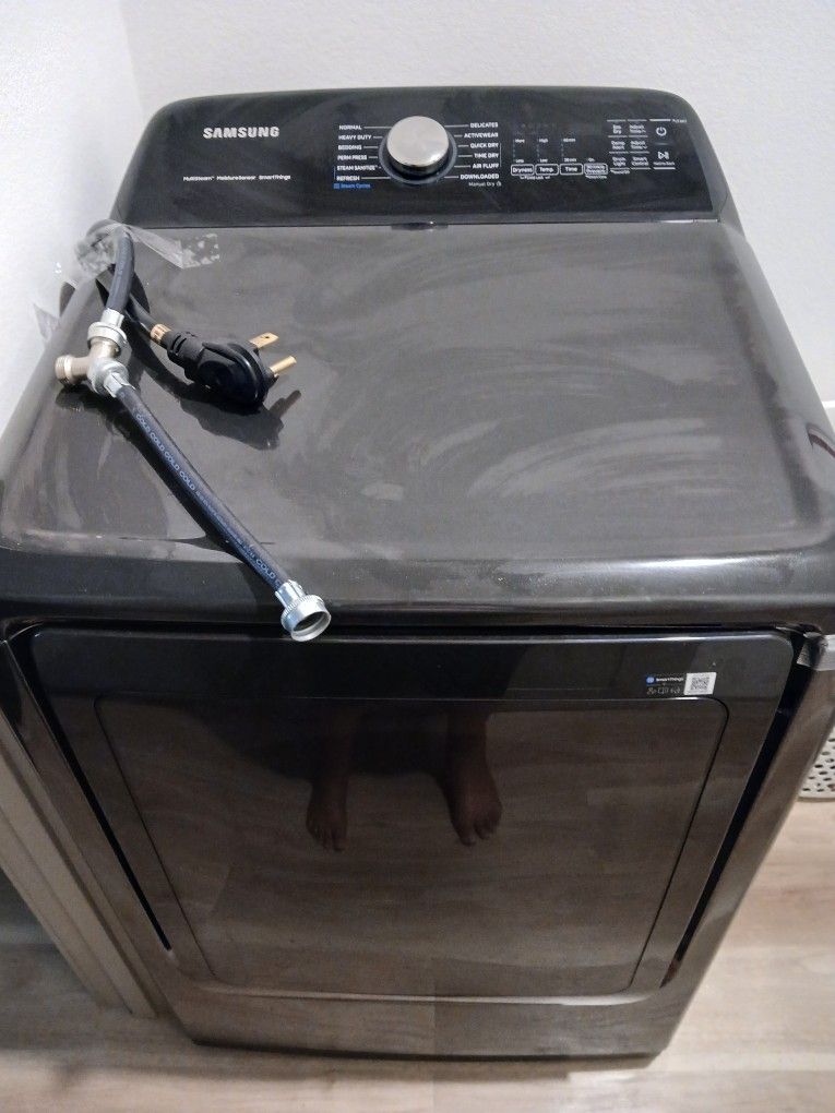 High Efficiency WASHER AND DRYER,  Smart Washer, and Dryer 