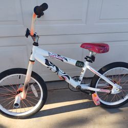  Bicycle Sales $40Ea Firm. Apple Valley 