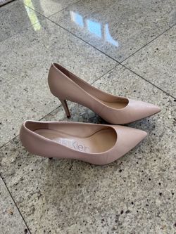 Calvin Klein Blush Pumps