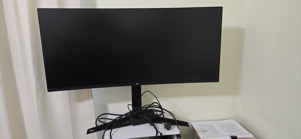 LG 34UC89G 34 Black Bezel less Full HD 21:9 2560 x 1080 2K 144Hz