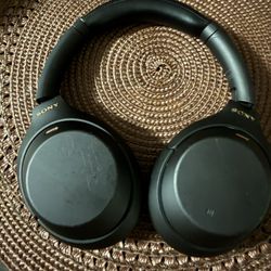 SONY WIRELESS HEADPHONES 
