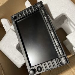 09 Civic OEM  Radio With Flip Down Screen CD Player