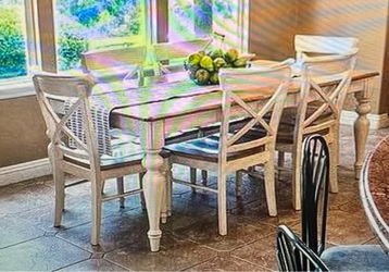 Farmhouse Style Table w/6 Chairs