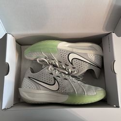 Nike GT Cut 3 (8.5M)