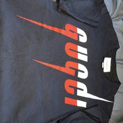 Gucci Shirt Xs But Fit small