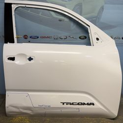 2024-2025 TOYOTA TACOMA RIGHT FRONT DOOR 