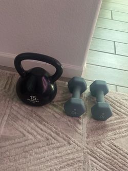15 lb kettle bell and two 10 lb dumb bell set
