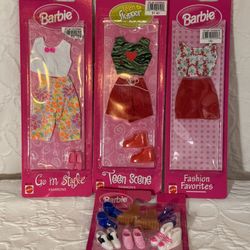 VTG 1998 new 4-Barbie girl style/teen skipper teen scene/Barbie fashion favorites/Barbie little extra, sporty shoes, six pack-