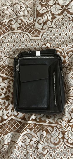 Brand New Men’s Black Leather Crossbody Messenger Bag