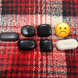 EarPods  Airbuds AirPods headphones