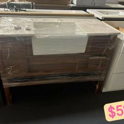 Clearance Sale – 48 inch Bathroom Vanities at Unbeatable Prices!