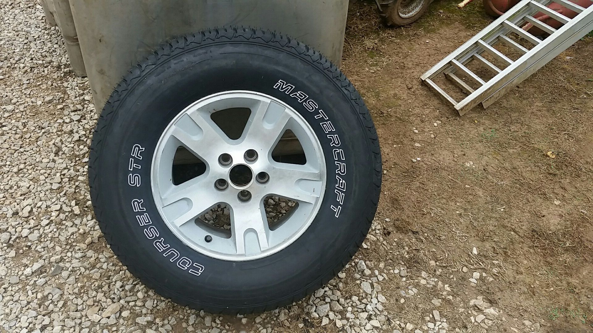 Photo Master craft CourserSTR and aluminum wheel 25570R16 new tire never used. I had it for a spare for my 2003 ford ranger