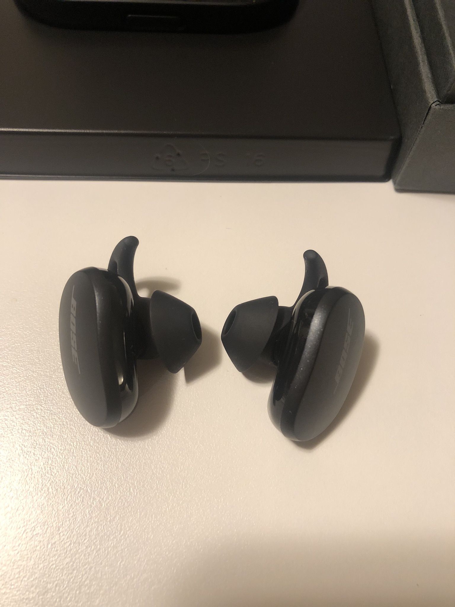 Quiet Comfort Earbuds Bose, Pre Owned
