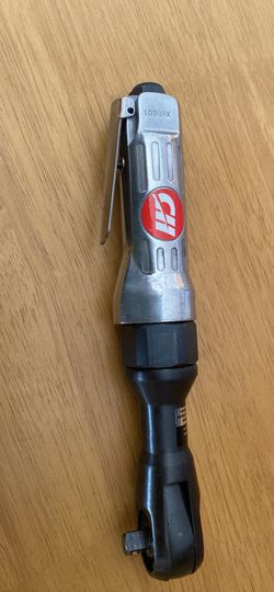 At 3/8 air powered ratchet that goes forward and reverse brand new never been used