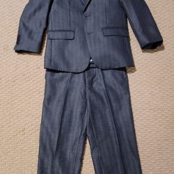 Boys 4pc Suit Set Size 5