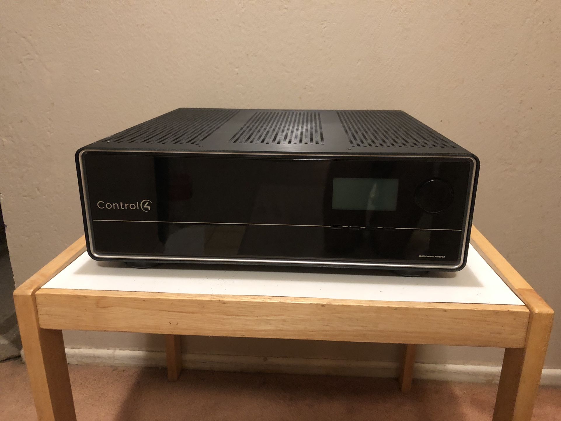 Control 4 Amplifier
