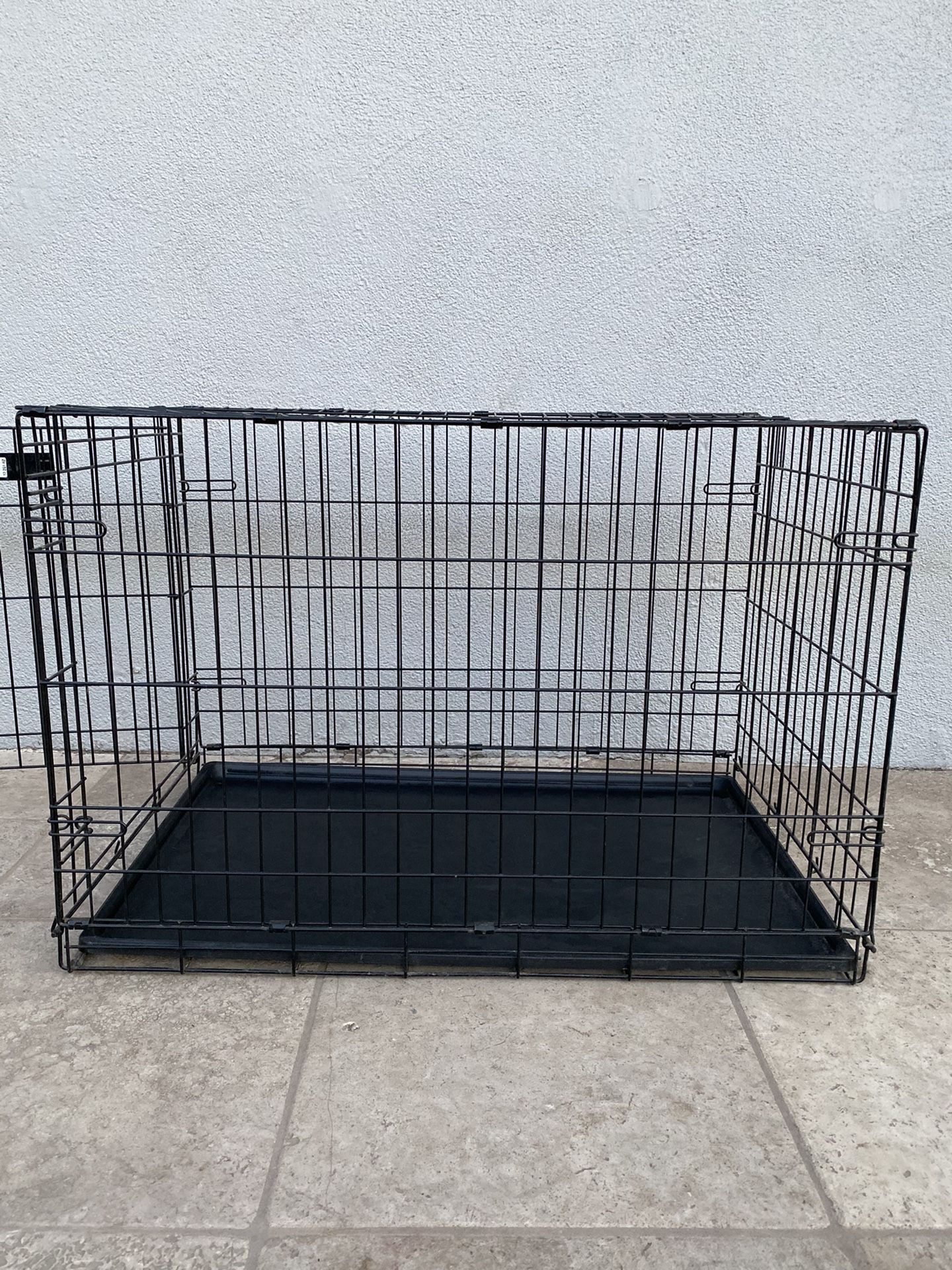 large dog cage/crate