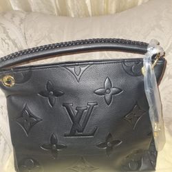 DESIGNER BLACK TOTE SHORT WOVEN HANDLE