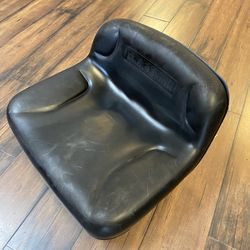 MTD Seat - Crafstman Med (contact info removed)8A