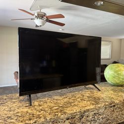 32 Inch TCL Roku TV