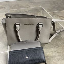 Michael Kors Purse + Matching Wallet – Excellent Condition