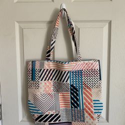Odiva tote bag 