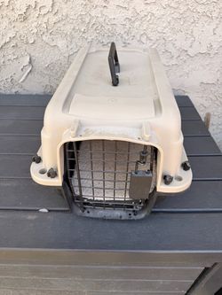 Hard Shell Pet Travel Carrier cage