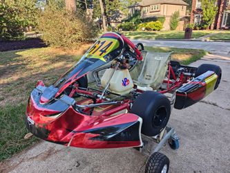 BirelART AM29 Racing Kart LO206