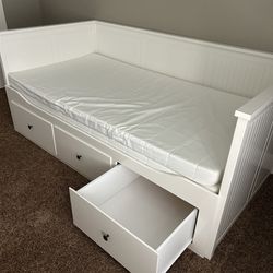 IKEA day bed