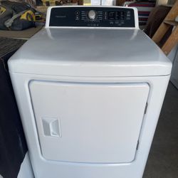 Frigidaire Electric Dryer 