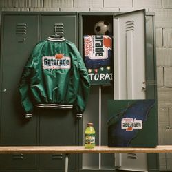 Gatorade x stranger things upside down capsule limited edition size XL 939/1100