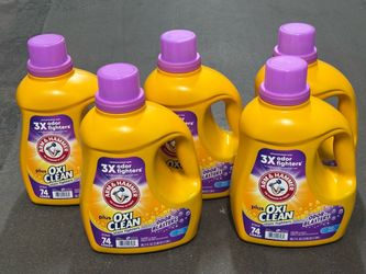 Arm & Hammer Plus OxiClean Laundry Detergent - $8 cada uno -$8 each