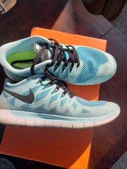 Womens Nike Size 8.5