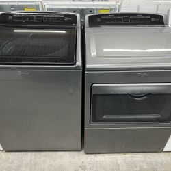 Matching Whirlpool Washer Dryer Set 