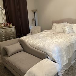 Brand NEW Queen Bedroom Set!!!