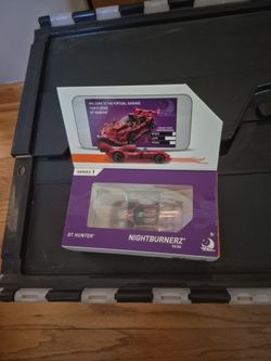 Hot Wheels GT Hunter Nightburnerz Series 1 Die-Cast Car