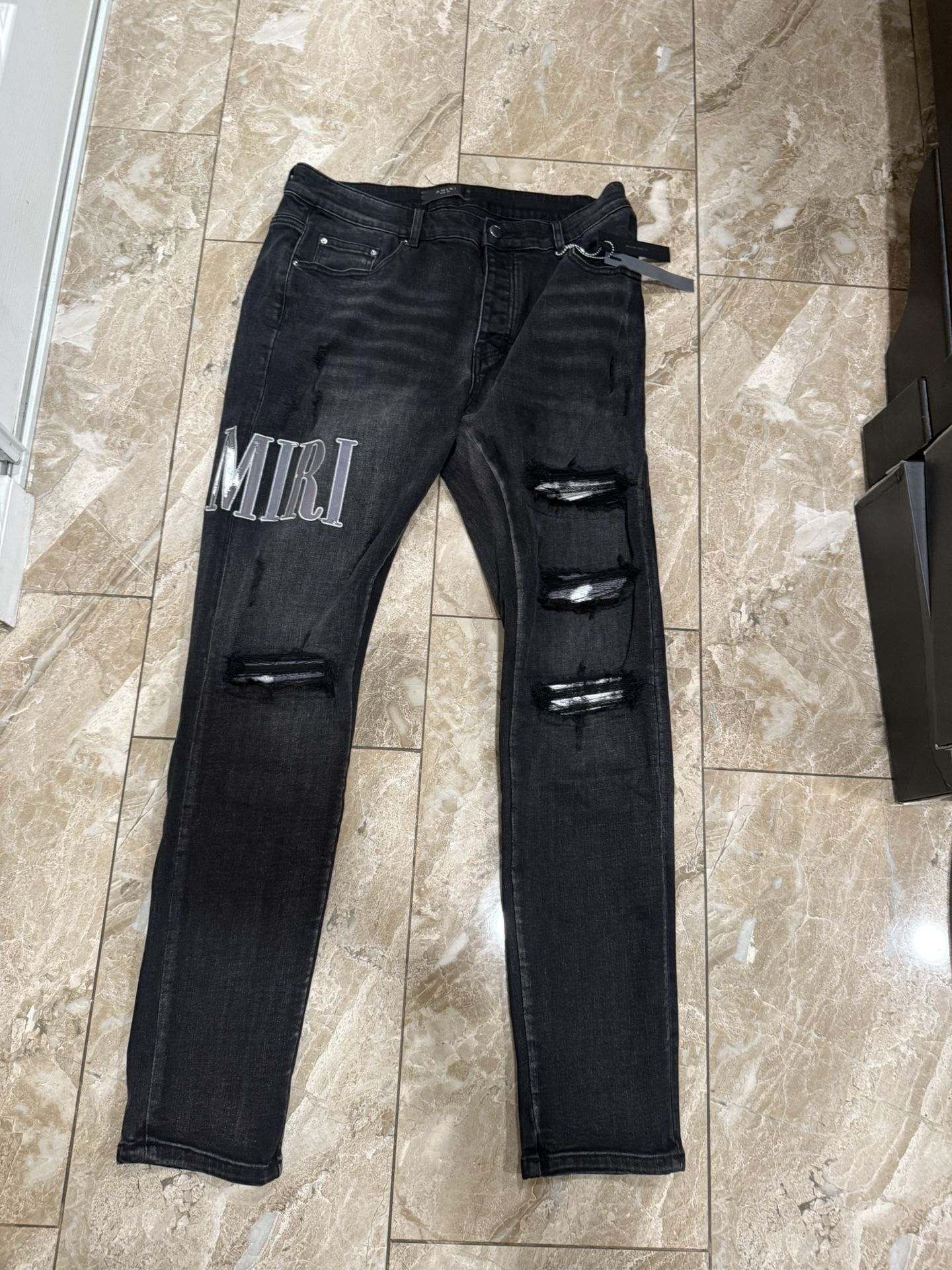 Amiri Jeans