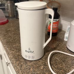 Nutr Milk Maker Like New 