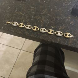 Gucci Puff Link Bracelet 