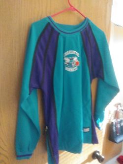 Charlotte Hornets youth large