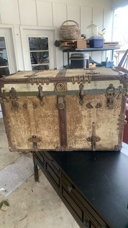 Old Rail Car Travel Trunk Make Offer Or Trade