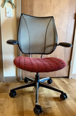 Human Scale Awesome Chair! 